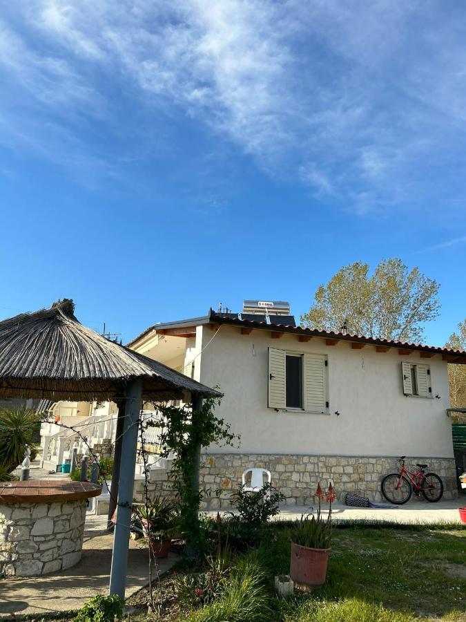 Hotel Vila Andi Zverneci Exteriér fotografie